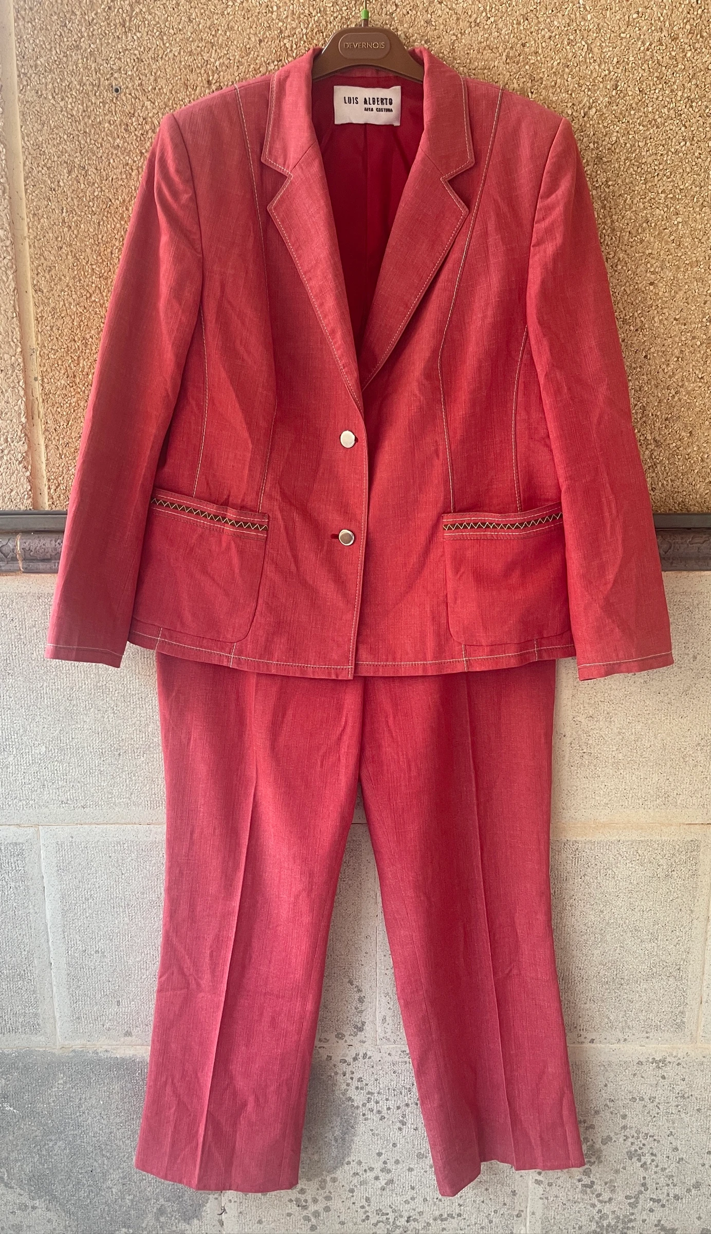 TRAJE VINTAGE LUIS ALBERTO ALTA COSTURA - COLOR CORAL – photo 2